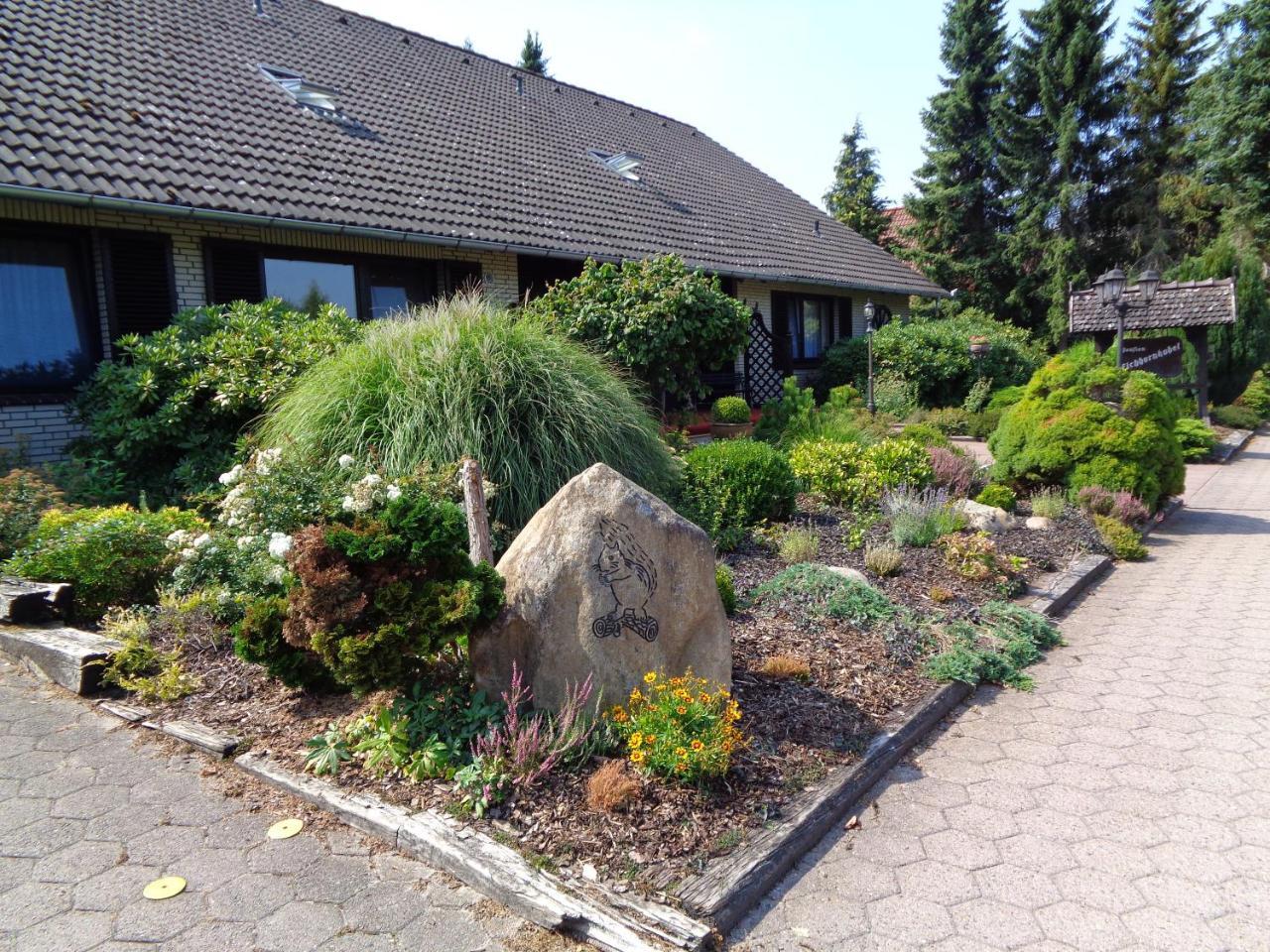 Hotel Garni Eichhornkobel Faßberg Exteriör bild