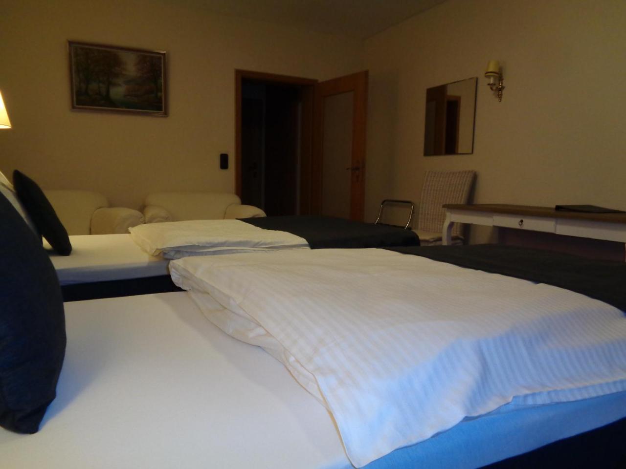 Hotel Garni Eichhornkobel Faßberg Exteriör bild